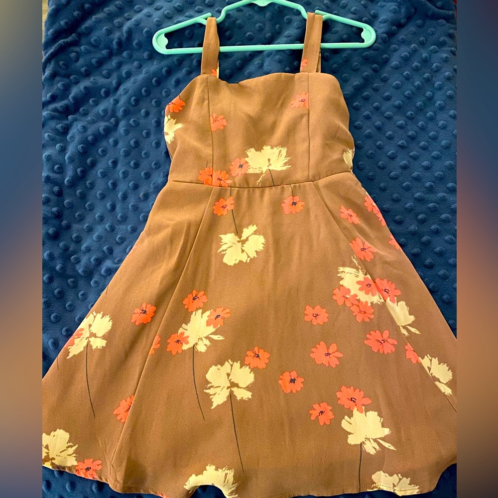 Beautiful Chenault brand dusty rose sundress with white and pink flowers